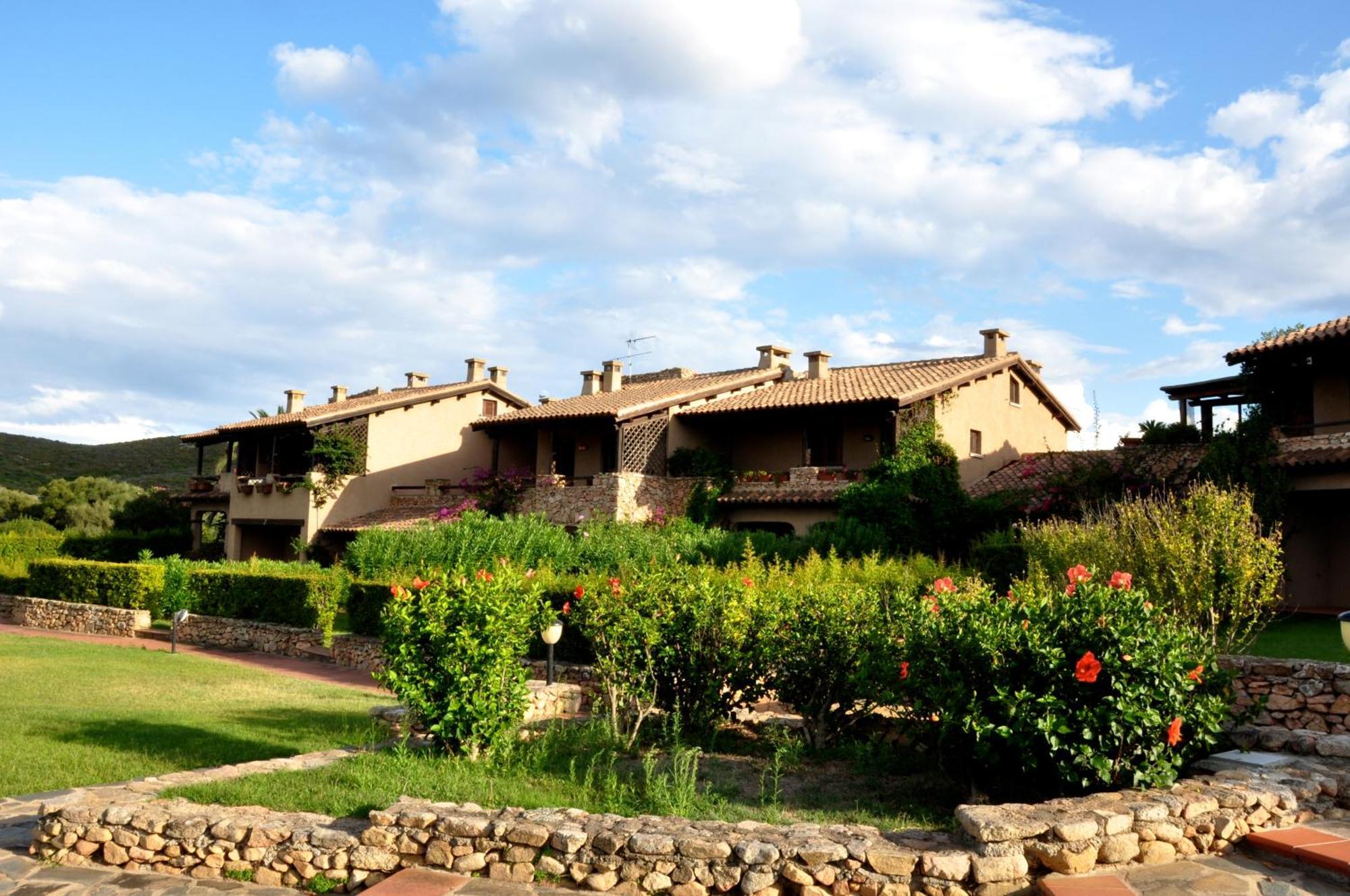 Appartamenti Residence Vela Blu Golfo Aranci Marinella  Extérieur photo