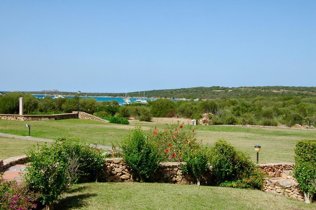 Appartamenti Residence Vela Blu Golfo Aranci Marinella  Extérieur photo