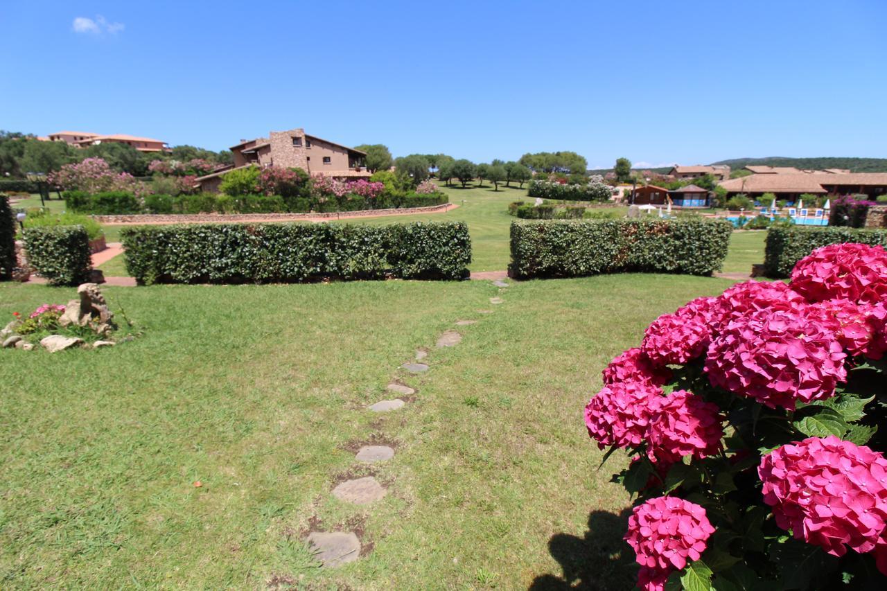Appartamenti Residence Vela Blu Golfo Aranci Marinella  Extérieur photo
